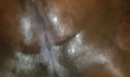 Quattro video porno amatoriale mamma e figlio briciole hanno invitato un ragazzo alla festa di addio al Nubilato E lo hanno sedotto