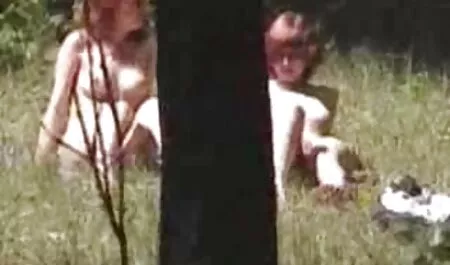 Scopa se stessa nel culo porn video amatorial davanti alla Webcam