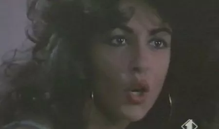 Scopa Tette video amatoriali di sesso con animali Enormi glamour zie
