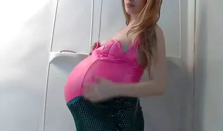 Un video orno amatoriali demone scopa ragazza