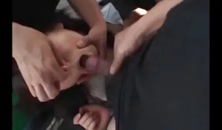 Giovane video sesso anale amatoriale gratis ragazza asiatica in mutandine sexy