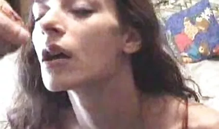 Gruppi Gangbang in bagno mature video amatoriale