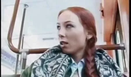 Donna russa cavalca il video porno amatoriali italiani free pene di suo marito in Home Video