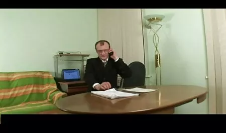Anale porno video amatoriale troie insegnante con uno studente in una mini gonna