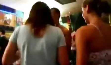 Deepthroating video porno amatoriali fatti in casa italiani e terzetto sesso con due ragazze смачными