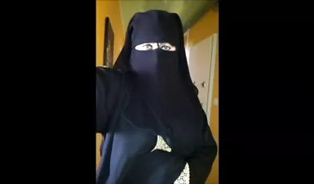 Cazzo videoporno amatoriale gratis giovane dormire mamma in grembiule