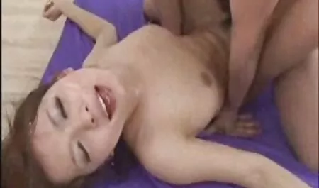 Nonno cerca la giovane cameriera film amatoriali casalinghi