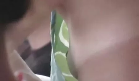 Lesbica con film porno gratis italiani amatoriali Strapon scopa innocente ragazza