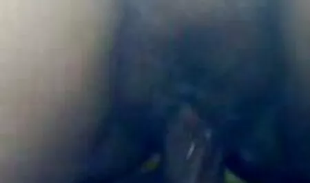 Gli amanti video anali amatoriali italiani si accoppiano appassionatamente nella Villa esclusiva