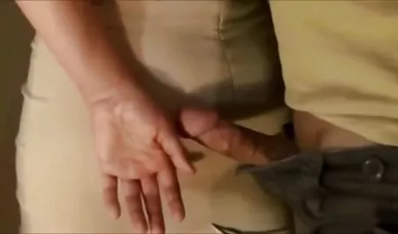Vero sesso video amatoriali erotici con pompini e камшотом sul viso