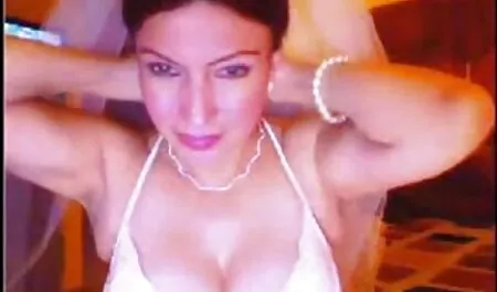 Sotto la supervisione di amatoriali film porno trio
