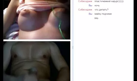 Il Negro video pormo amatoriale ha tirato la figlia della sua ragazza nella toilette