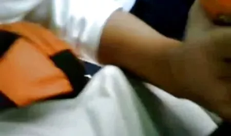 L'uomo ha tirato la film hard gratis amatoriali pistola in faccia