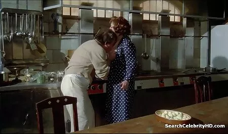 Seducente bionda video orno amatoriali Negro scopa in culo