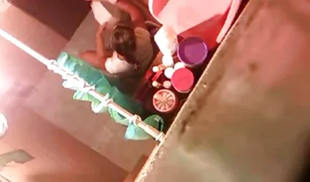 Redhead gatto in area privata con un cazzo nel culo video film amatoriali